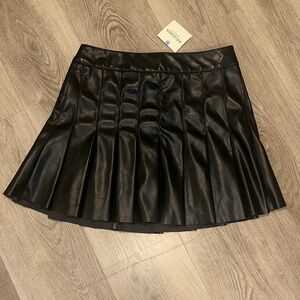 Arizona Jean Company Black Faux Leather Mini Skirt